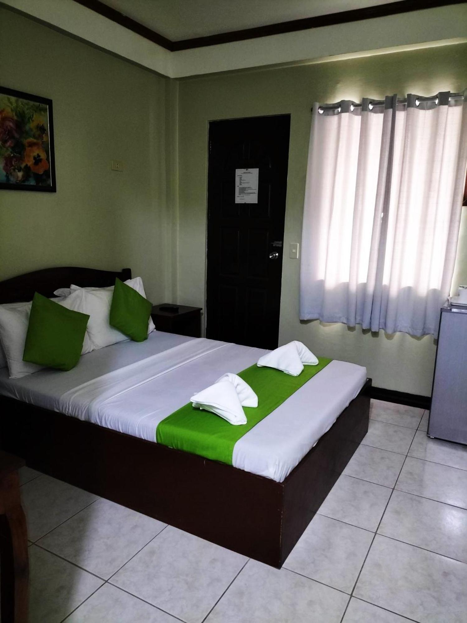 Bans Beach Resort Balabag  المظهر الخارجي الصورة